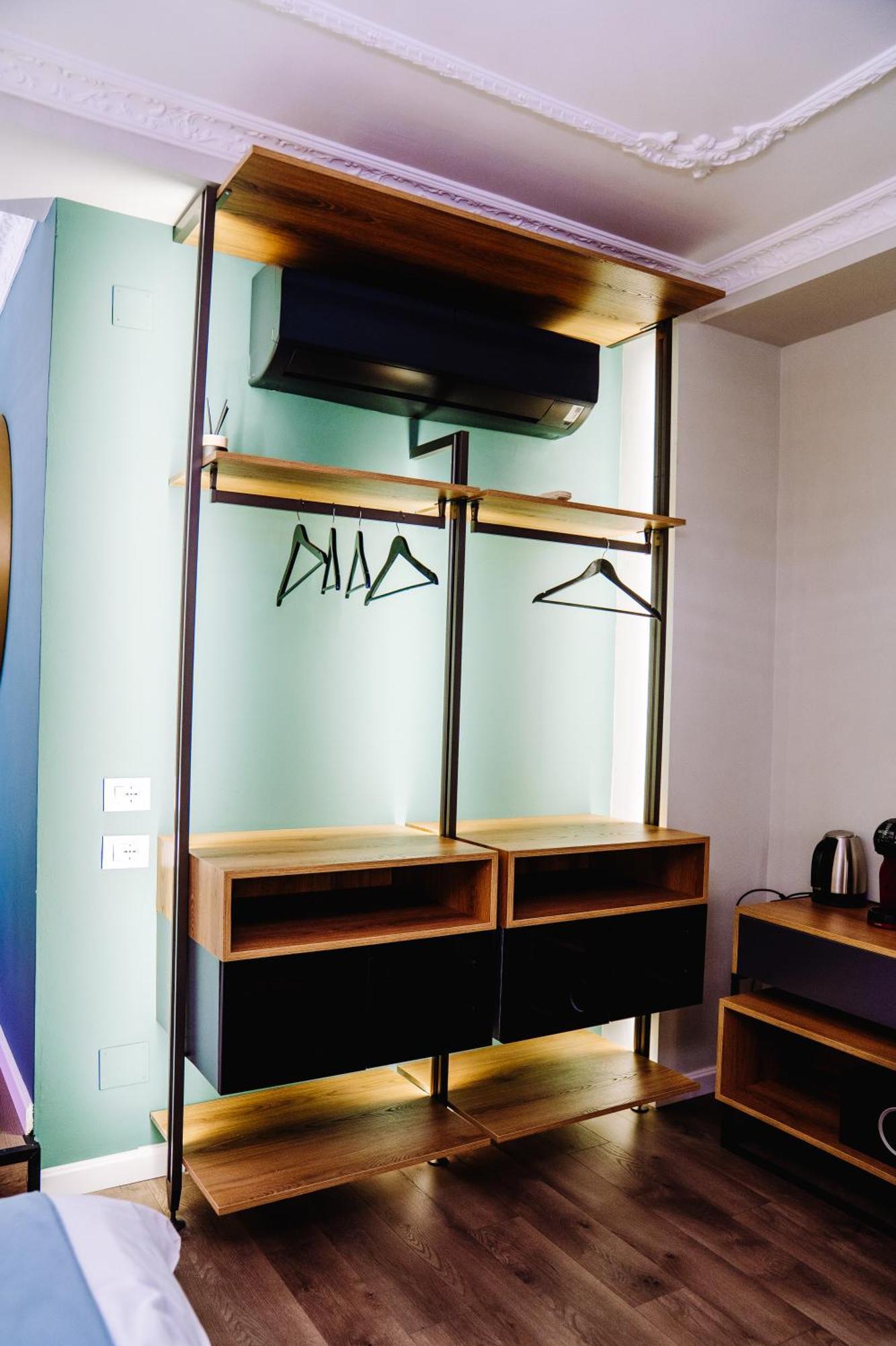 Ns Luxury * Tirana